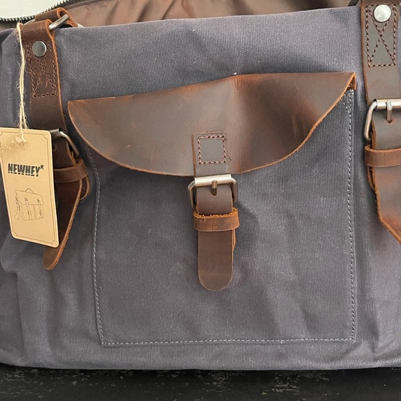 Gray Cavas/Leather Weekend BAG with leather handles&removable/adjustable strap. - Picture 10 of 12